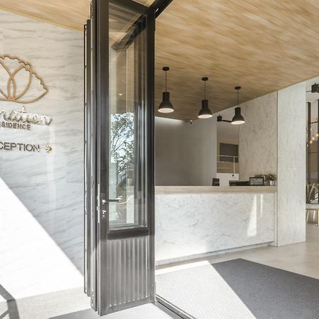 Carnation Residence Samut Prakan Eksteriør billede