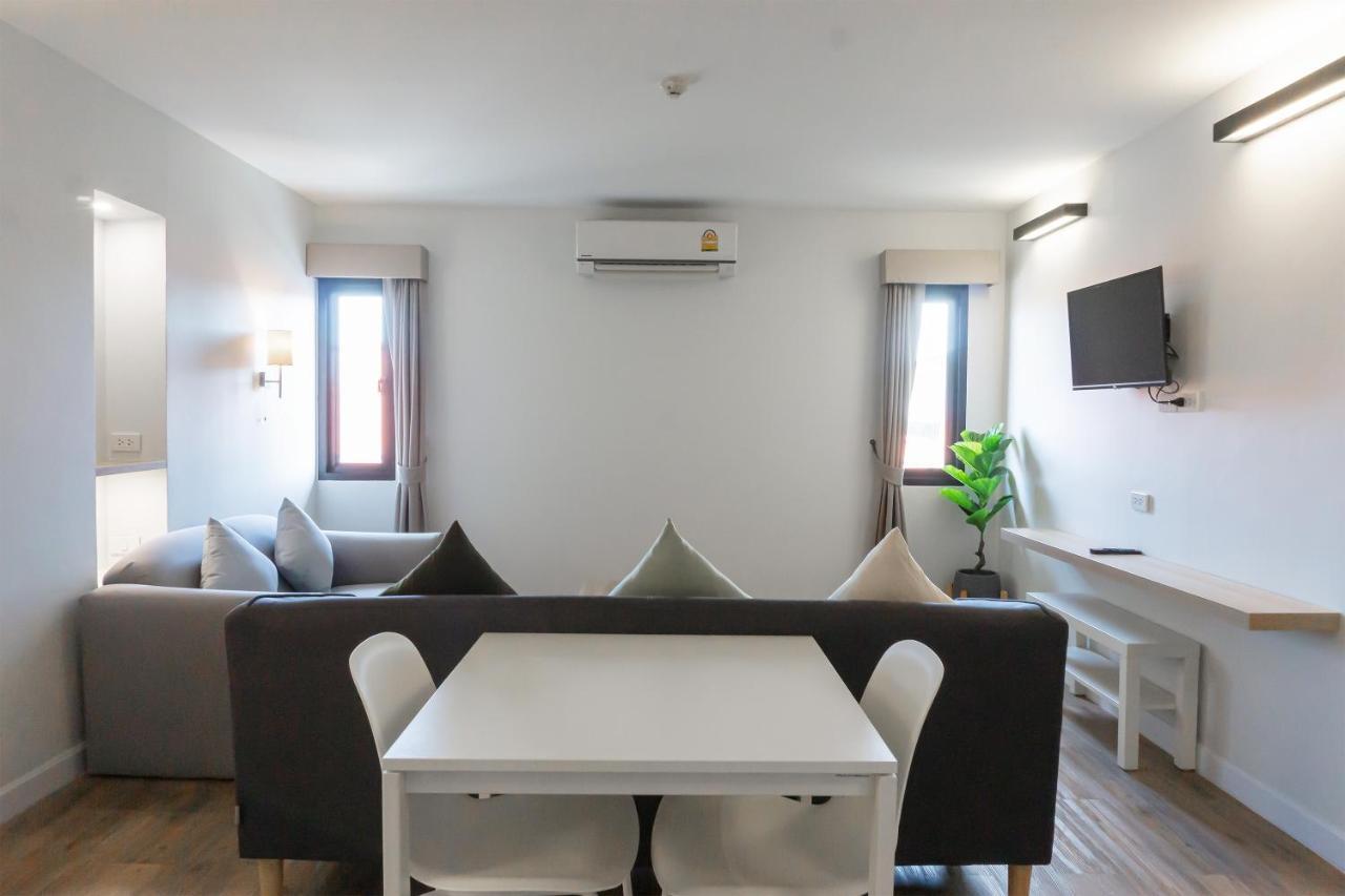 Carnation Residence Samut Prakan Eksteriør billede